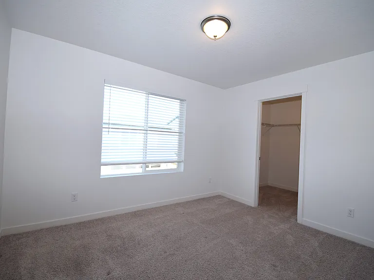 1640 S 29th Blvd — Photo 21