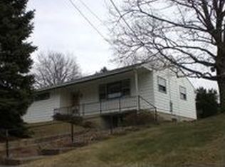 558 Walnut Rd, Steelton, PA 17113