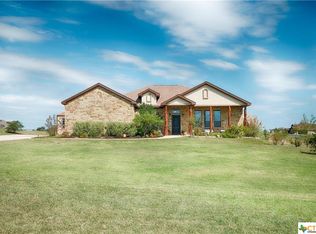 104 Lookout Cir, Hutto, TX 78634
