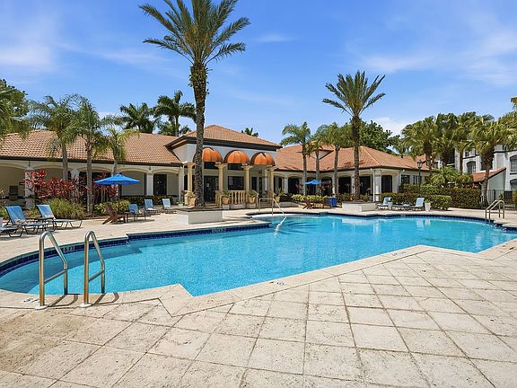 Resort Style Pool