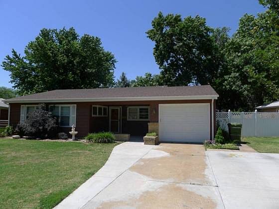 1st image of 736 Morningside Dr