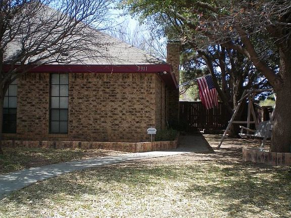 2nd image of 3911 Nasworthy Pl