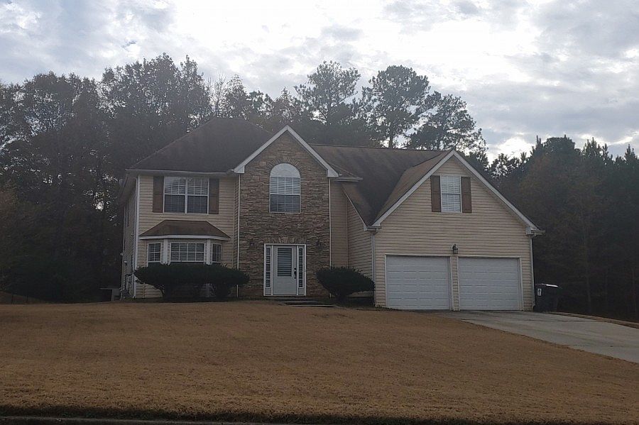 2nd image of 3967 Fieldway Rd