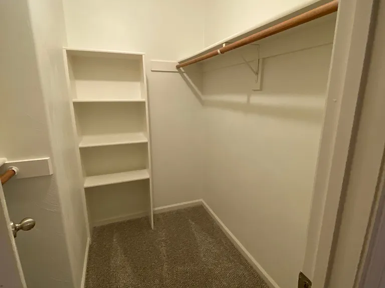 5629 Memorial Dr — Photo 20