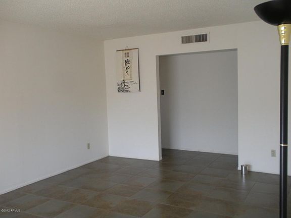 2nd image of 556 E Pebble Beach Dr