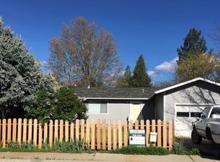 12054 Oak Mill Dr, Fort Jones, CA 96032