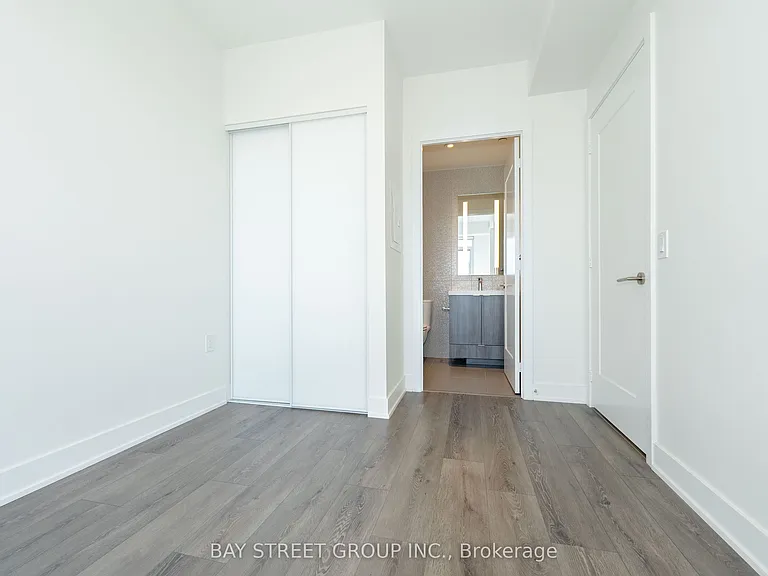 575 Bloor St E #3310 — Photo 19