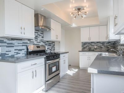 6101 Fulton Ave APT 4, Van Nuys, CA, 91401