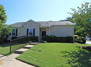 590 W Oaks Dr, Woodstock, GA 30188