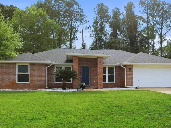 7878 Lola Cir, Navarre, FL 32566