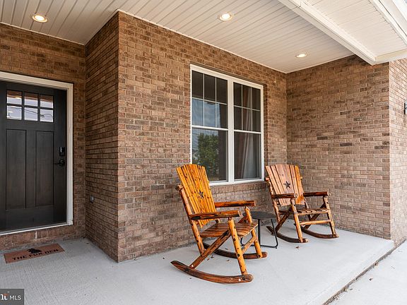 4th image of 9242 McGaheysville Rd