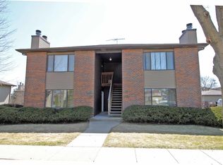1119 Kane St #1119, South Elgin, IL 60177