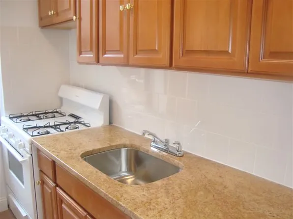 67-71 Yellowstone Boulevard image 1 of 18