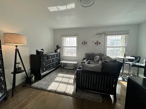 1013 Spruce St #4 Photo 1