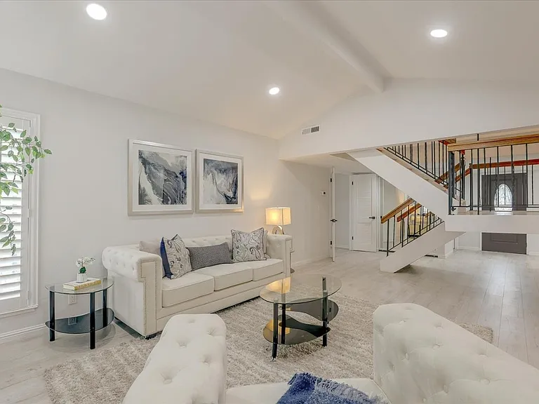 4746 Eagle Lake Dr — Photo 10