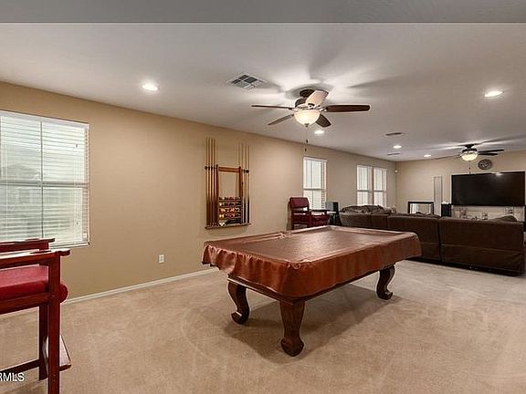 5th image of 15933 W Canterbury Dr