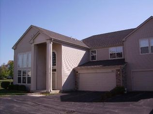 2612 Maple Cir, West Dundee, IL 60118