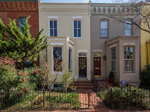 312 10th St SE, Washington, DC 20003