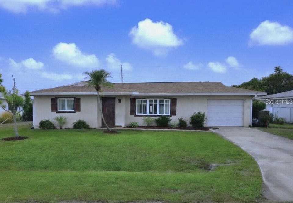 1st image of 1770 Palm Dr