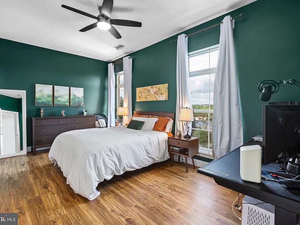 1st image of 830 Belmont Bay Dr APT 501