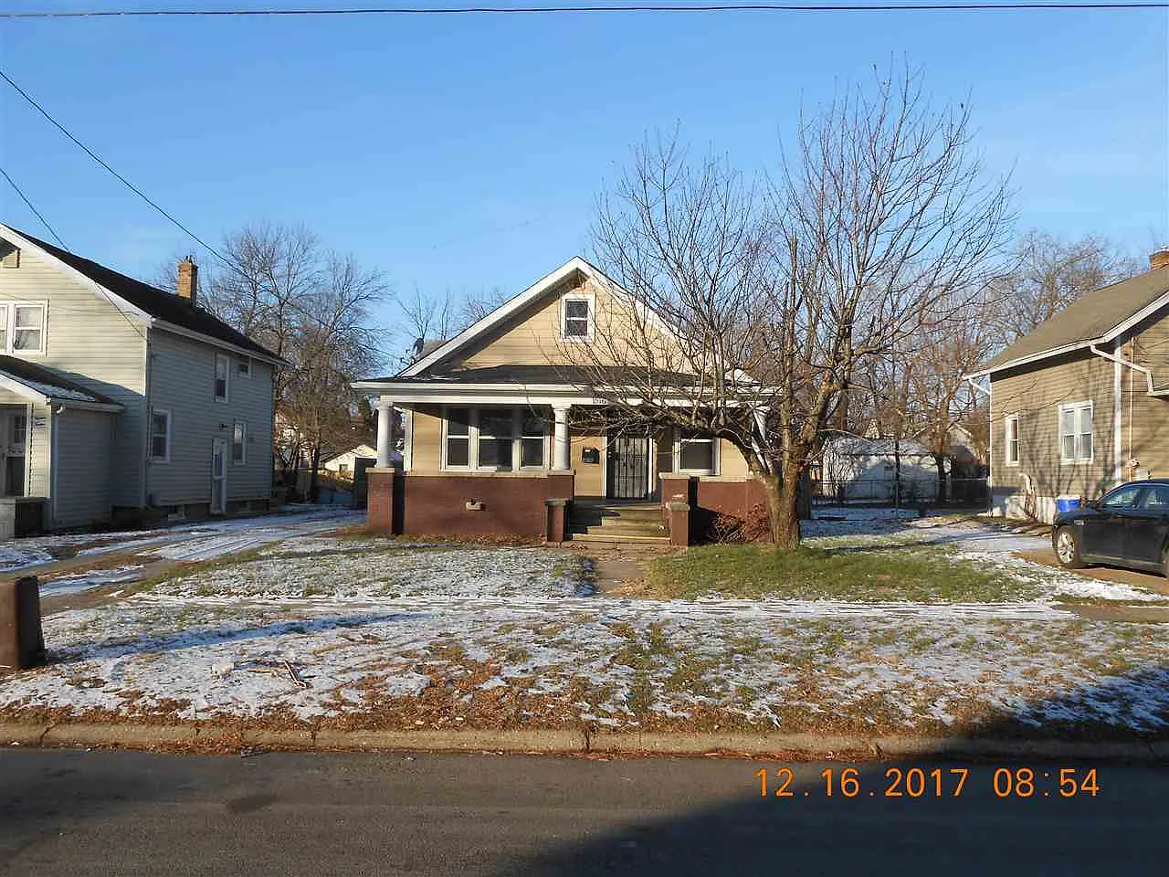 1516 Price St photo 1