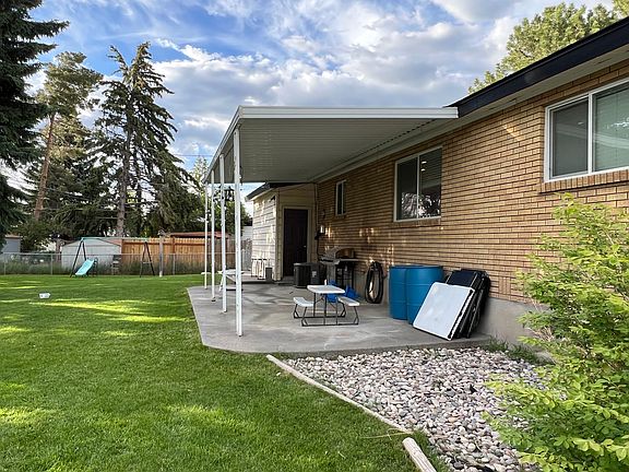 3rd image of 570 Horrocks Dr