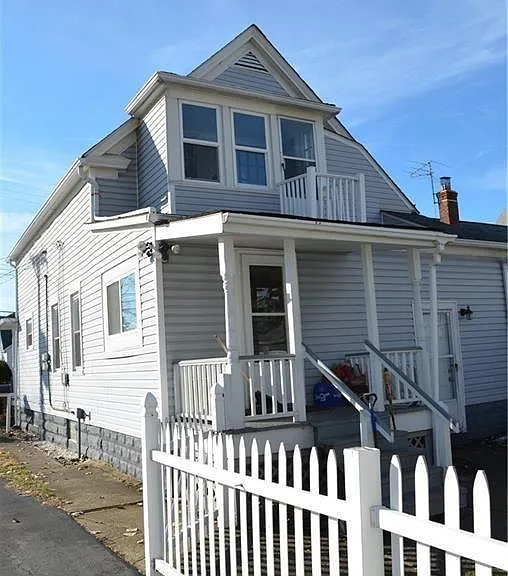 4408 Oak Park Ave #UPSTAIRS — Photo 15