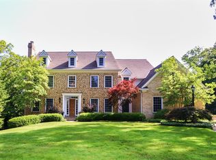 3550 Bayard Dr, Cincinnati, OH 45208