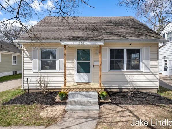 2661 Avon Ave SW, Wyoming, MI 49519