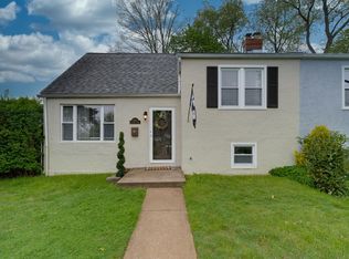 8614 Sagamore Rd, Philadelphia, PA 19128