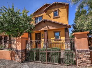 2062 E Heartwood Ln, Phoenix, AZ 85022