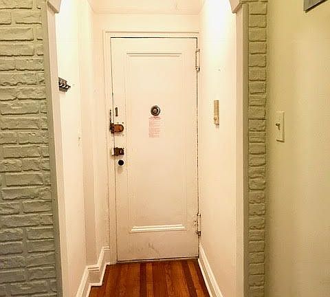 2nd image of 2840 34th St APT 2B