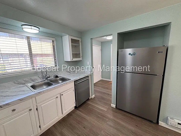 1330 Ashby Ct — Photo 5