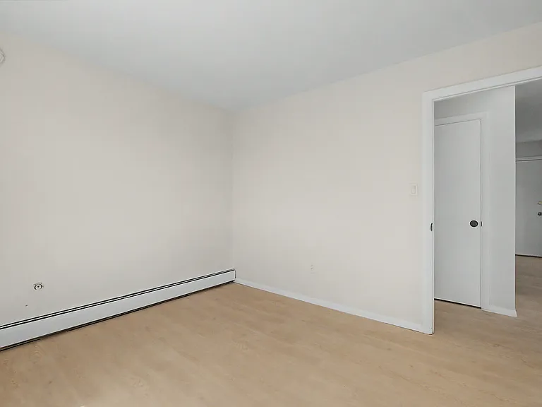 21-2C Spring St #C2 — Photo 17