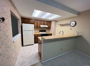 29 Springmeadow Dr, Kings Park, NY 11754