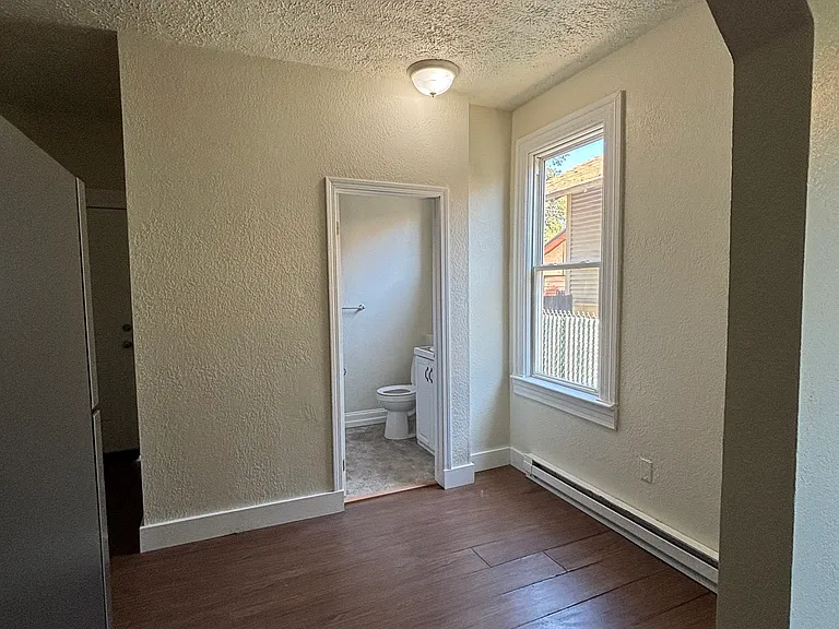 2414 W Broadway Ave #2 — Photo 11