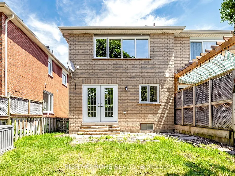 22 Foxtail Rdg — Photo 35