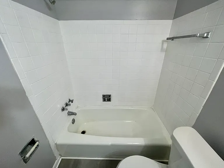 595 Brown St #2 — Photo 27