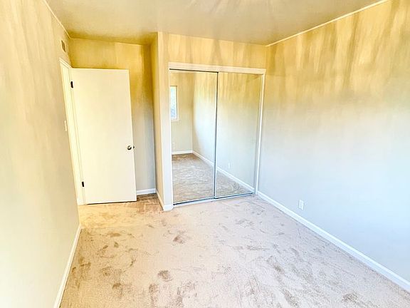 3rd image of 50 Conejo Dr