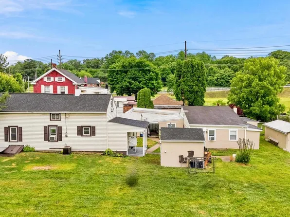 1132 Security Rd, Hagerstown, MD 21742