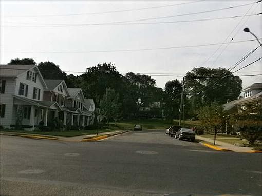 2nd image of 210 W 6th St