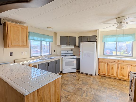 2nd image of 2995 Prospect Ave Trailer 35