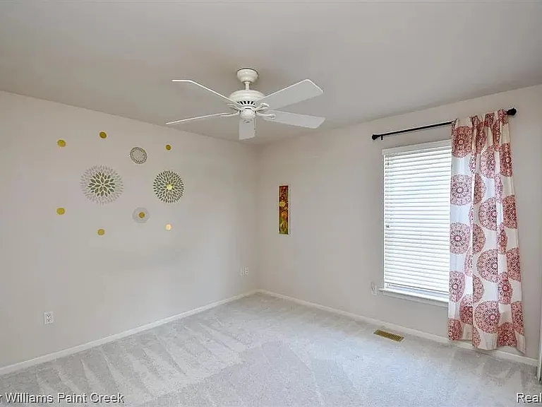 29425 Whistler Dr — Photo 29