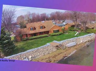 27885 Riviera St, Harrison Township, MI 48045