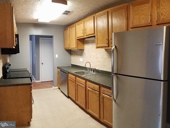 4th image of 3251 Indian King Ct