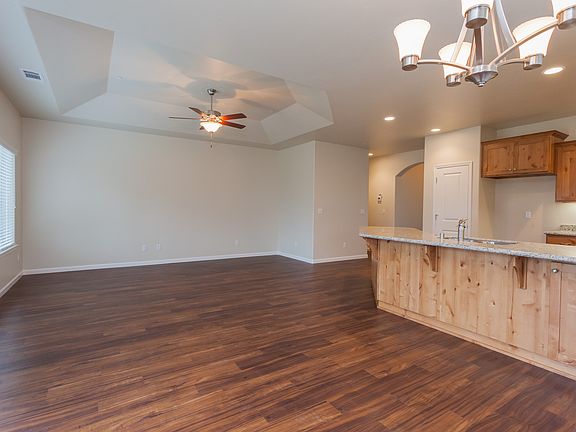 5th image of 545 Teakwood Dr