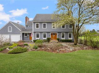 115 Gideon Lawton Ln, Portsmouth, RI 02871