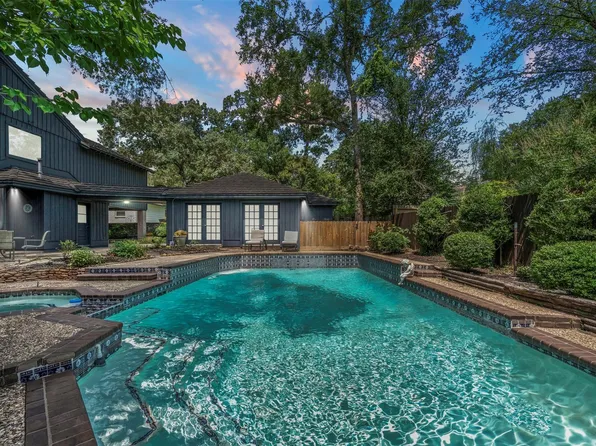 6106 Larkmount Dr, Spring, TX 77389