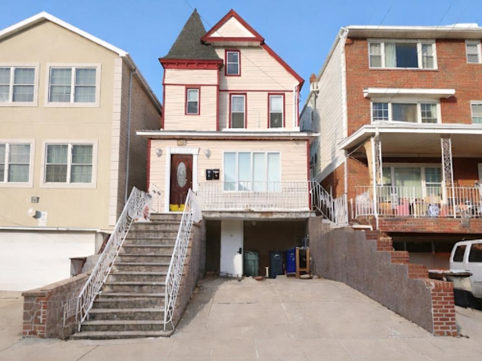 1st image of 712 17th St Floor 1