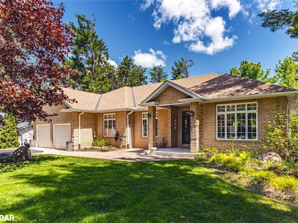 9 Fairway Ct, Oro Medonte, ON L0L 2L0